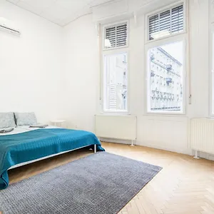 https://hg-apartments.inbudapesthotels.com